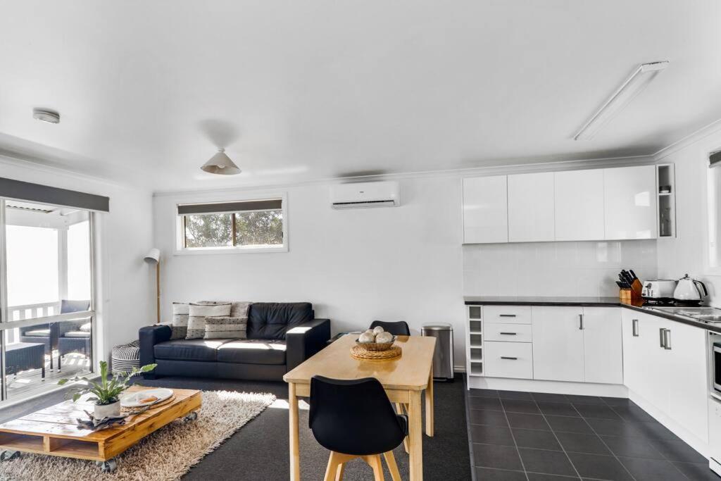 Bella Costa - Bay Of Fires Beach House Binalong Bay ภายนอก รูปภาพ